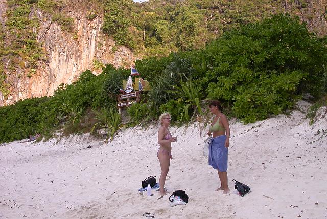 mars 04104.JPG - Maya bay bruttor